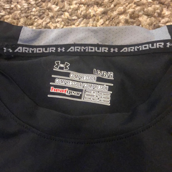 Under armour tank - Picture 2 of 2